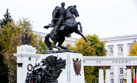 Героями славится наша страна